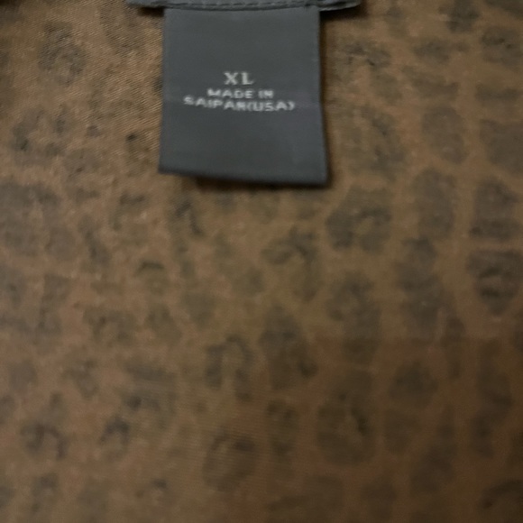 Classic yet sexy mock wrap - Picture 4 of 4